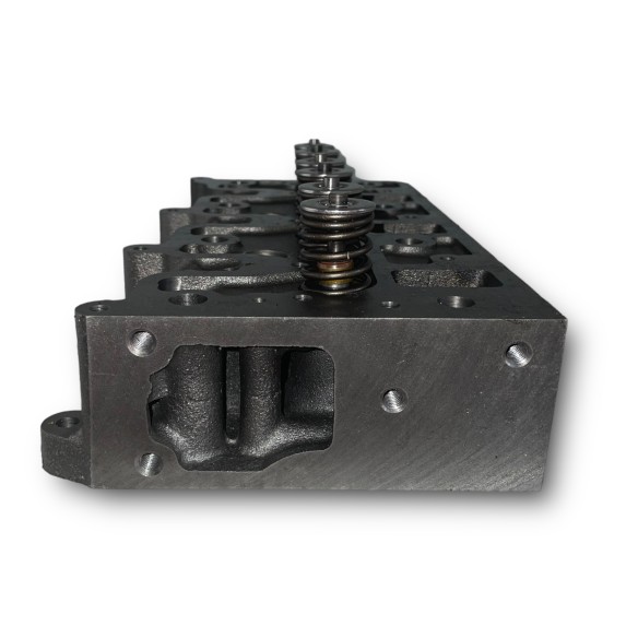Cabeça de cilindro Isuzu 3LD1 com válvulas
