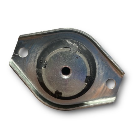 Hydraulic silentblock Hatz engines