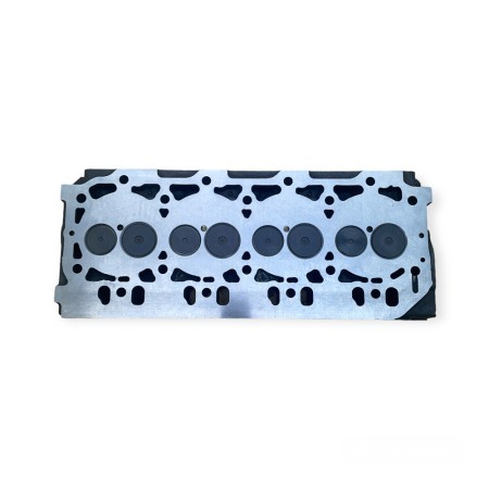 Zylinderkopf mit 4TNE94 Direkteinspritzventilen