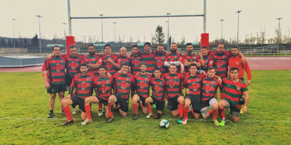 Rugby Club Caesarobriga estrena equipación patrocinada.